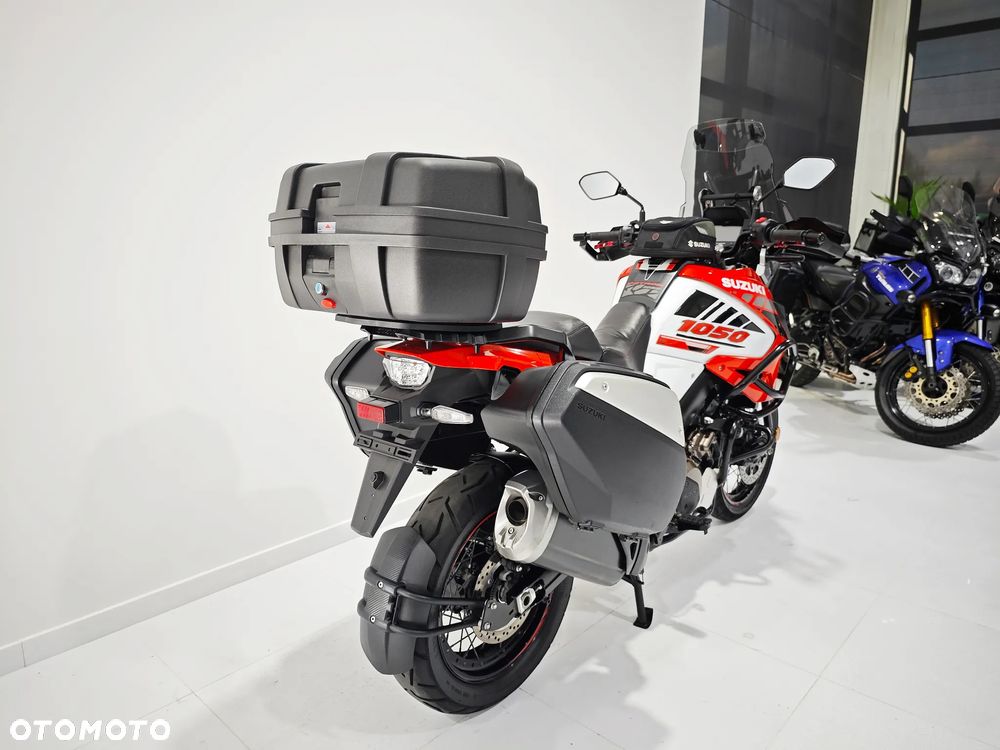 Suzuki V-STROM - 9