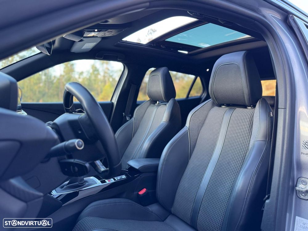 Peugeot 2008 1.2 PureTech GT Line - 8