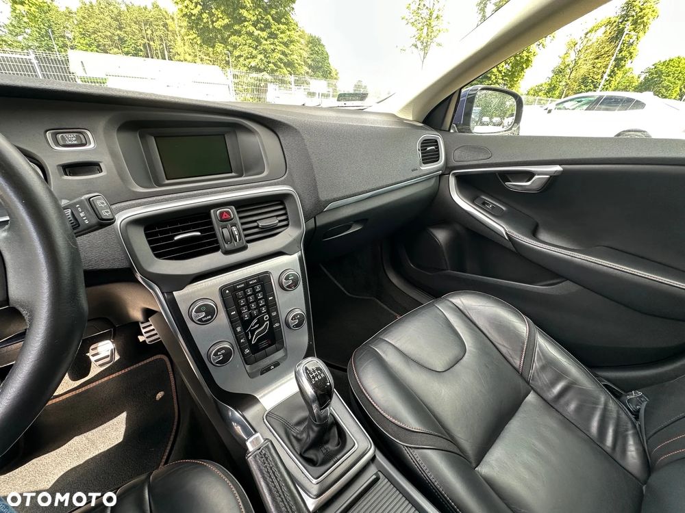 Volvo V40 - 14
