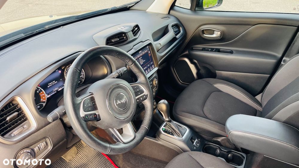 Jeep Renegade 1.5 T4 mHEV Longitude FWD S&S DCT - 9