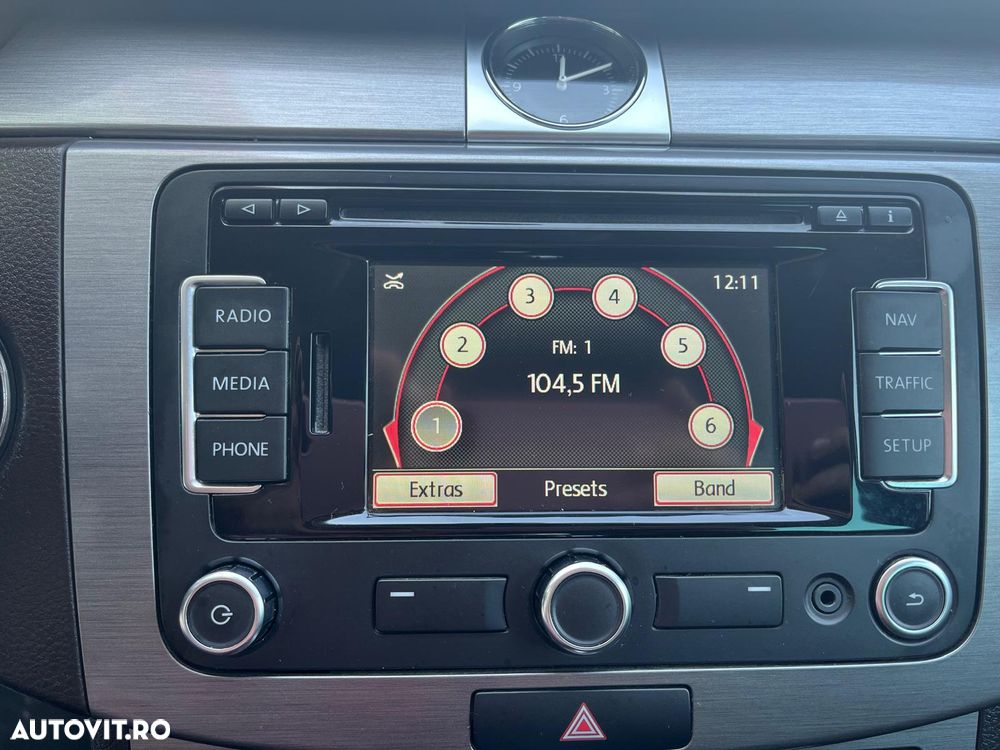 Volkswagen Passat 2.0 TDI DSG BlueMotion Technology Highline - 12