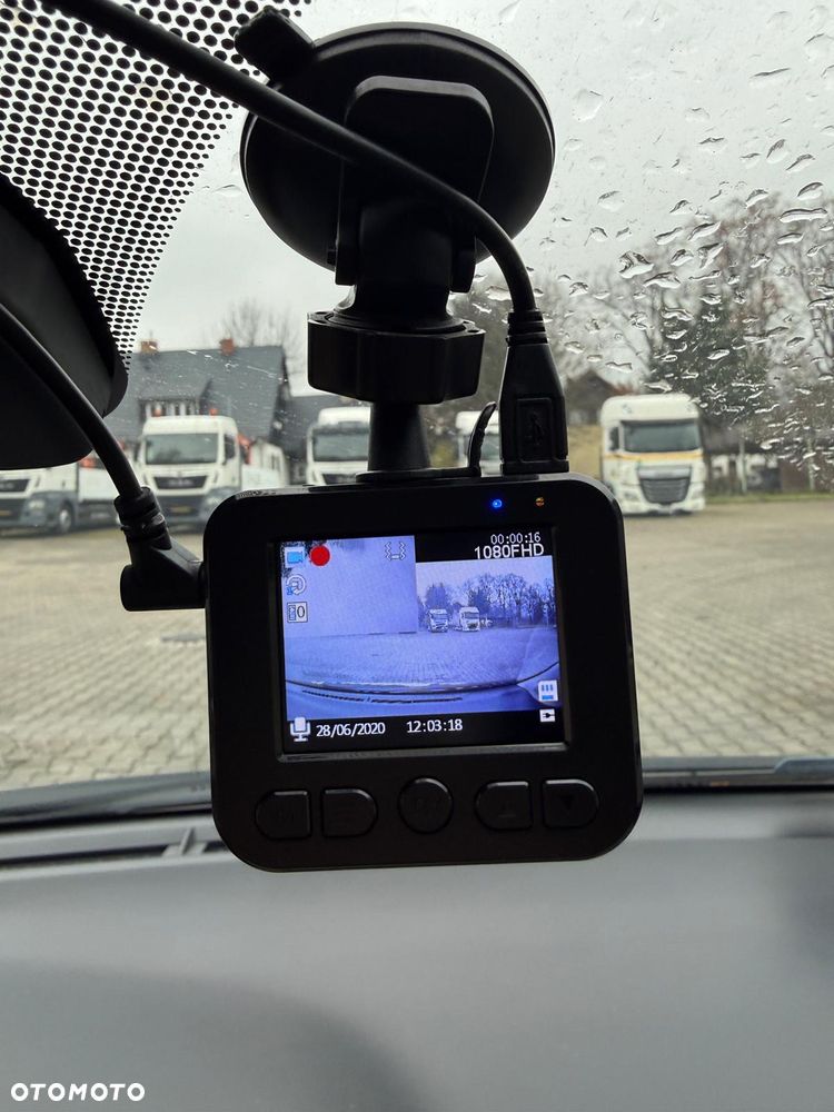 Toyota Yaris 1.0 Active - 12