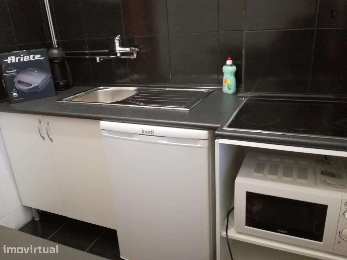 Apartamento com 1 quartos - localizado em Bonfim Porto - Grande imagem: 2/4
