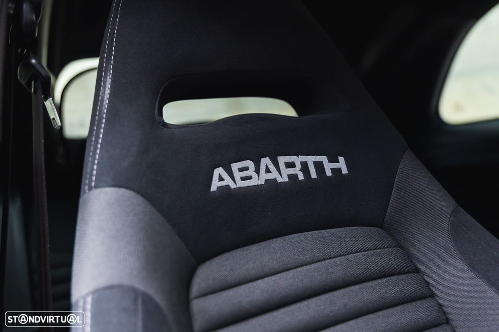 Abarth 595 1.4 T-Jet Competizione - 15