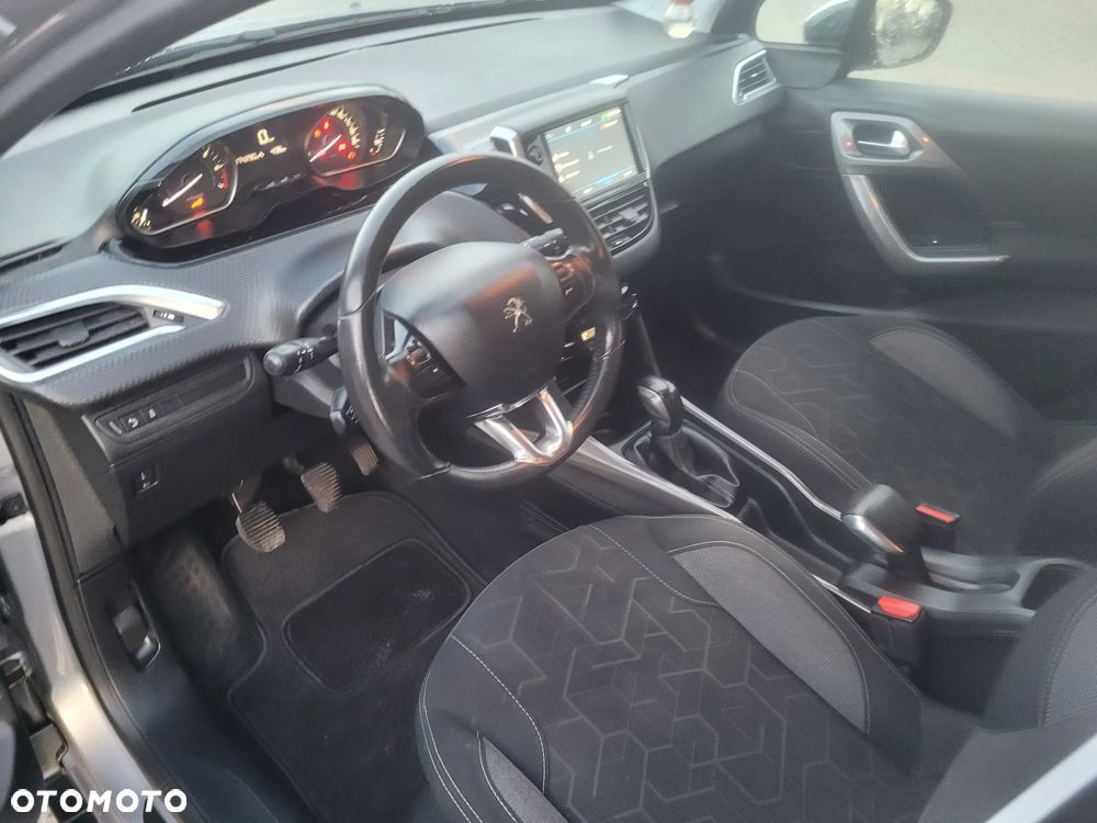 Peugeot 2008 2017 photo 5