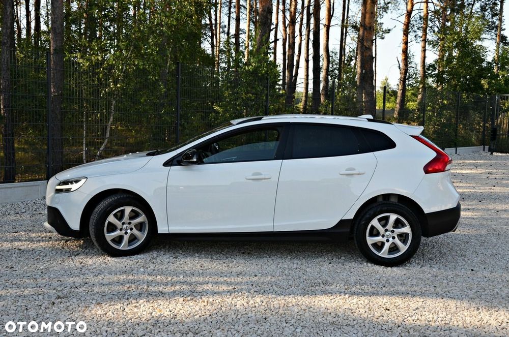 Volvo V40 Cross Country T3 Drive-E Summum - 22