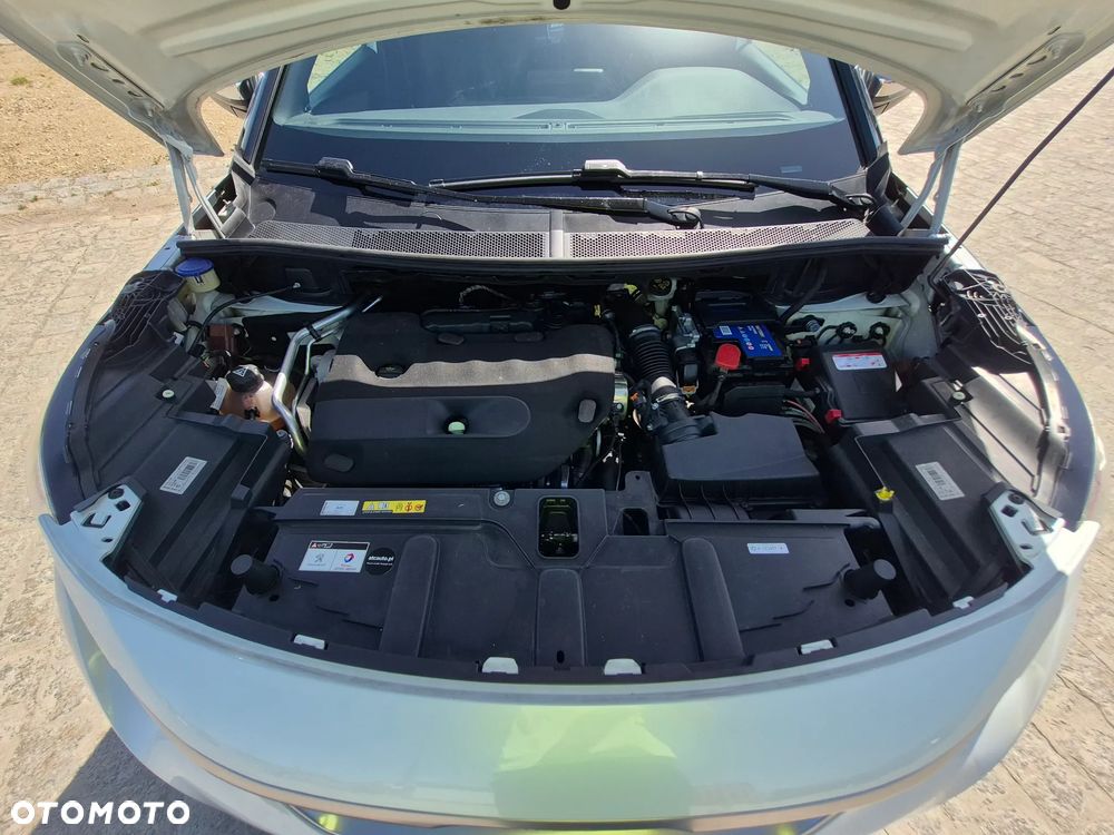 Peugeot 3008 2.0 BlueHDi GT S&S EAT8 - 27