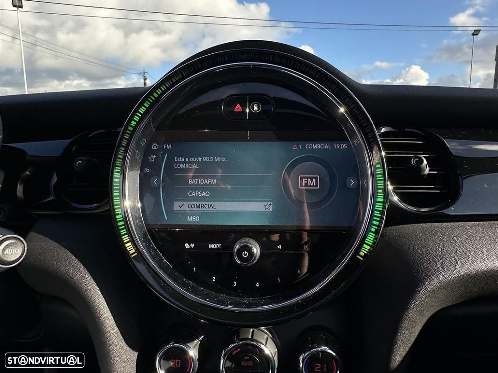 MINI 3 Portas Cooper SE Yours - 24