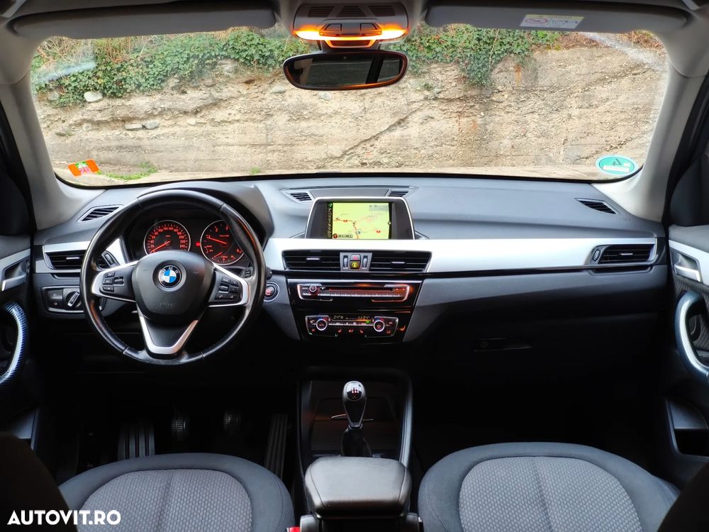 BMW X1 sDrive18d - 12