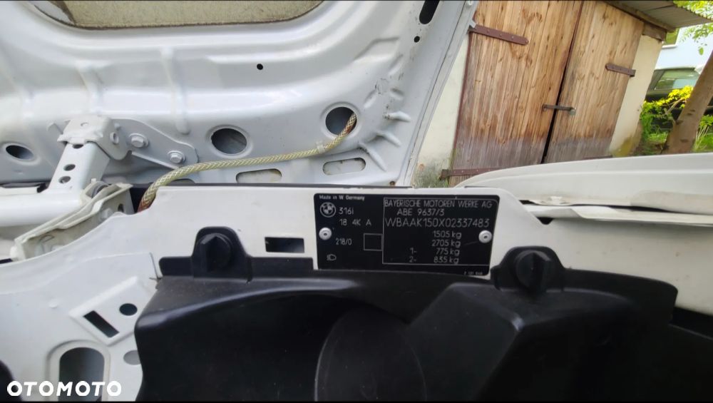 BMW Seria 3 - 23