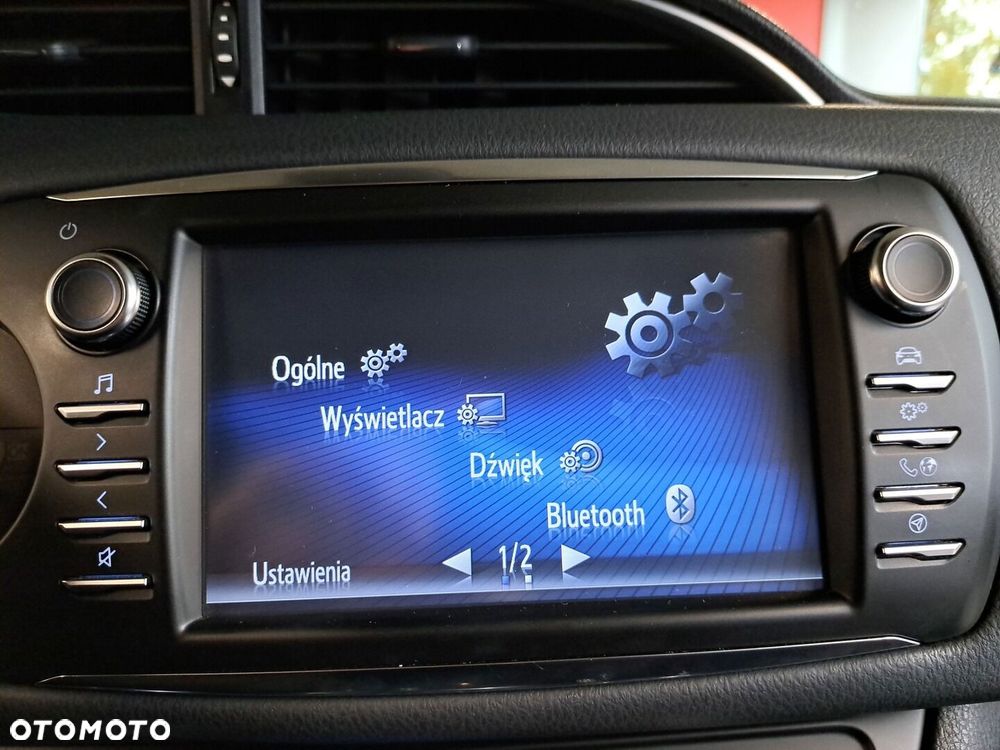 Toyota Yaris Hybrid 100 Premium EU6 - 23