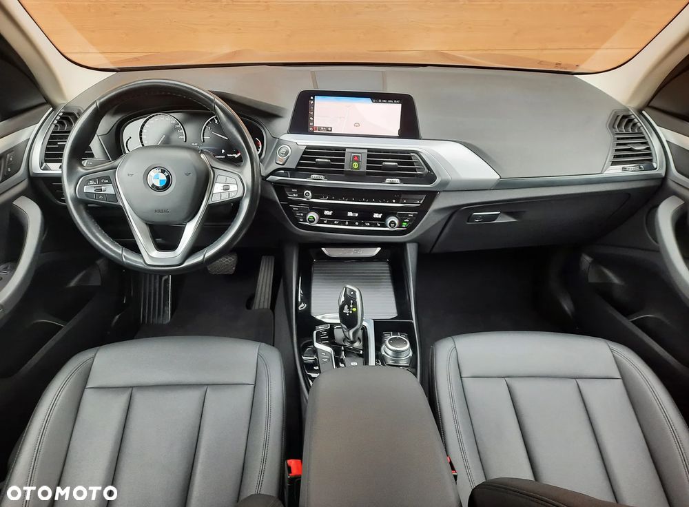 BMW X3 xDrive20i - 20
