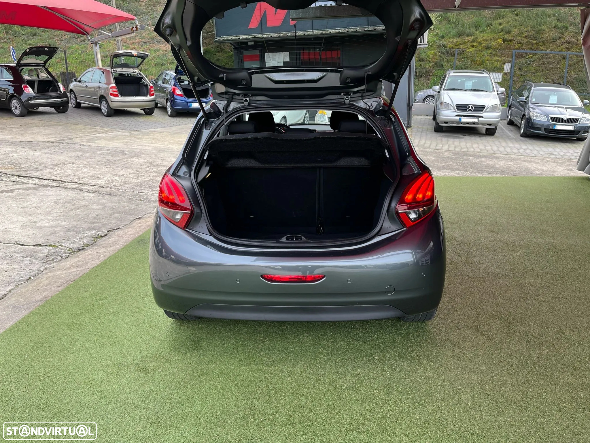 Peugeot 208 1.2 VTi Active - 11