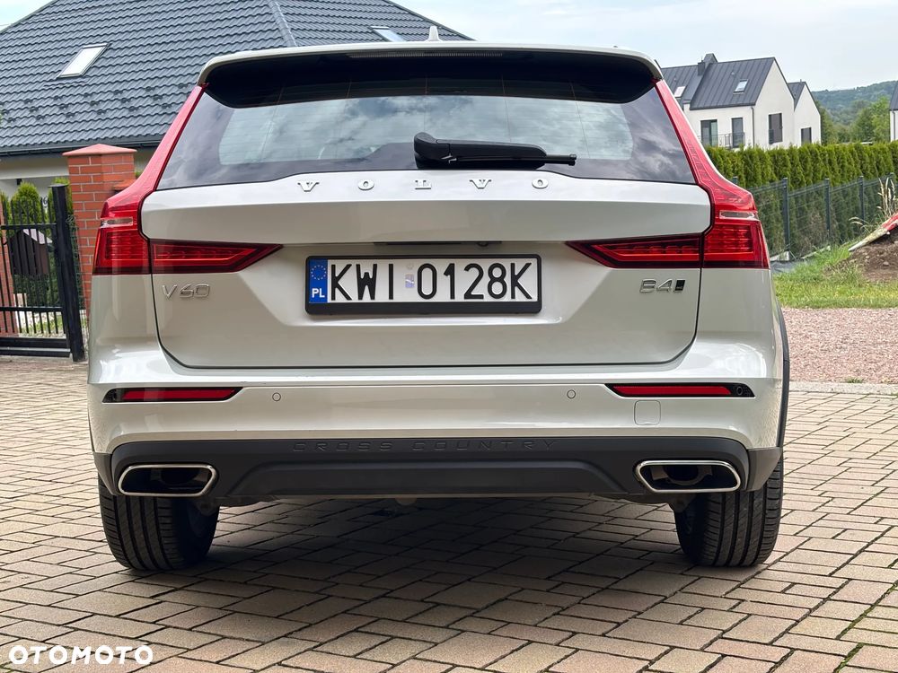 Volvo V60 Cross Country B4 D AWD Geartronic Pro - 8