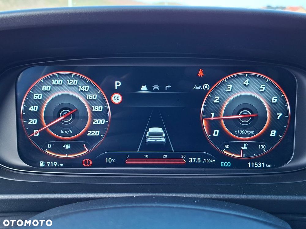 Hyundai i20 - 20