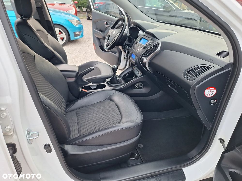 Hyundai ix35 1.6 2WD blue Trend - 31