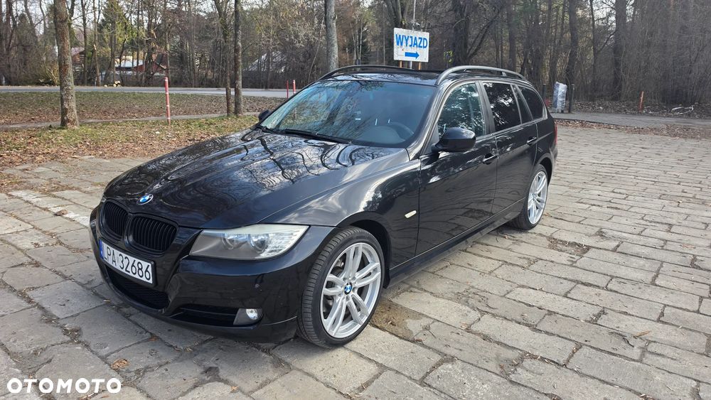 BMW Seria 3 318d - 25