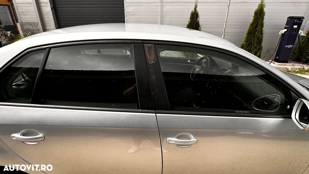 Volkswagen Jetta 1.6 TDI DPF Trendline - 16