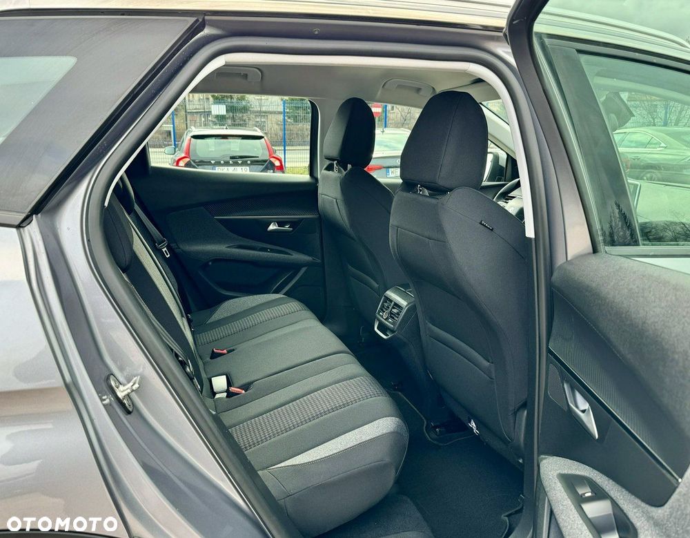 Peugeot 3008 1.2 PureTech Crossway S&S EAT6 - 11