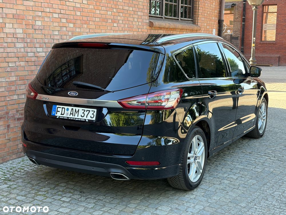 Ford S-Max 2.0 TDCi 4WD Titanium PowerShift - 9