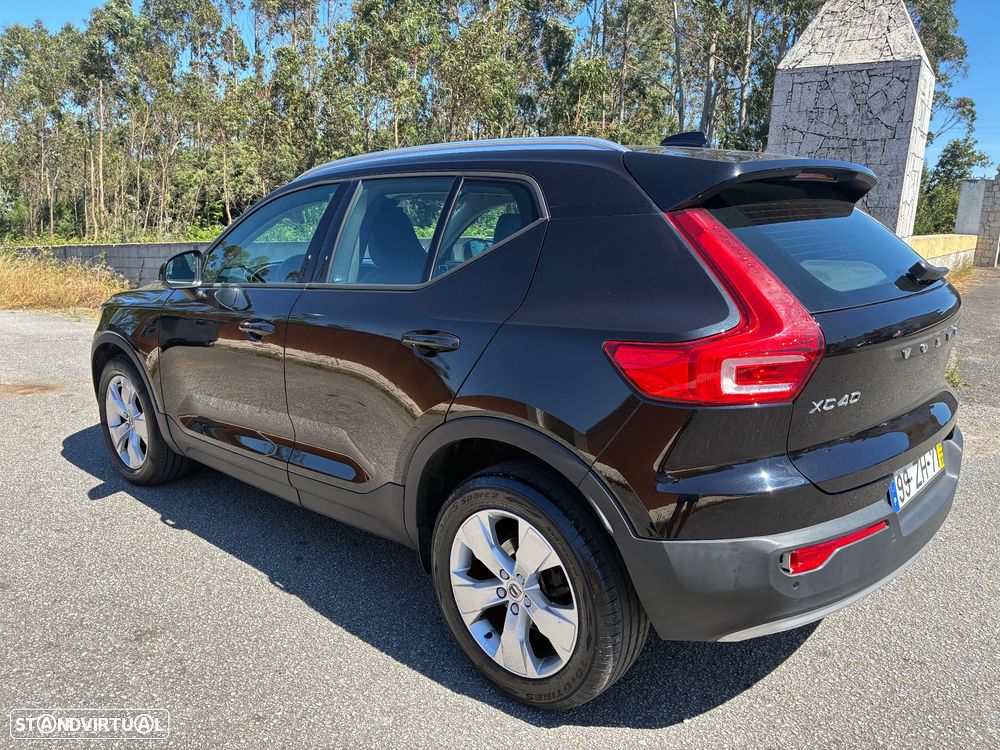 Volvo XC 40 2.0 D3 Momentum - 8