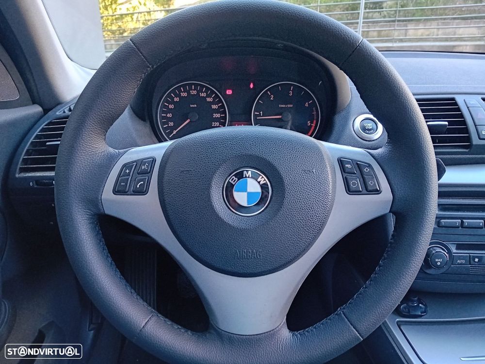 BMW 120 d Sport - 18