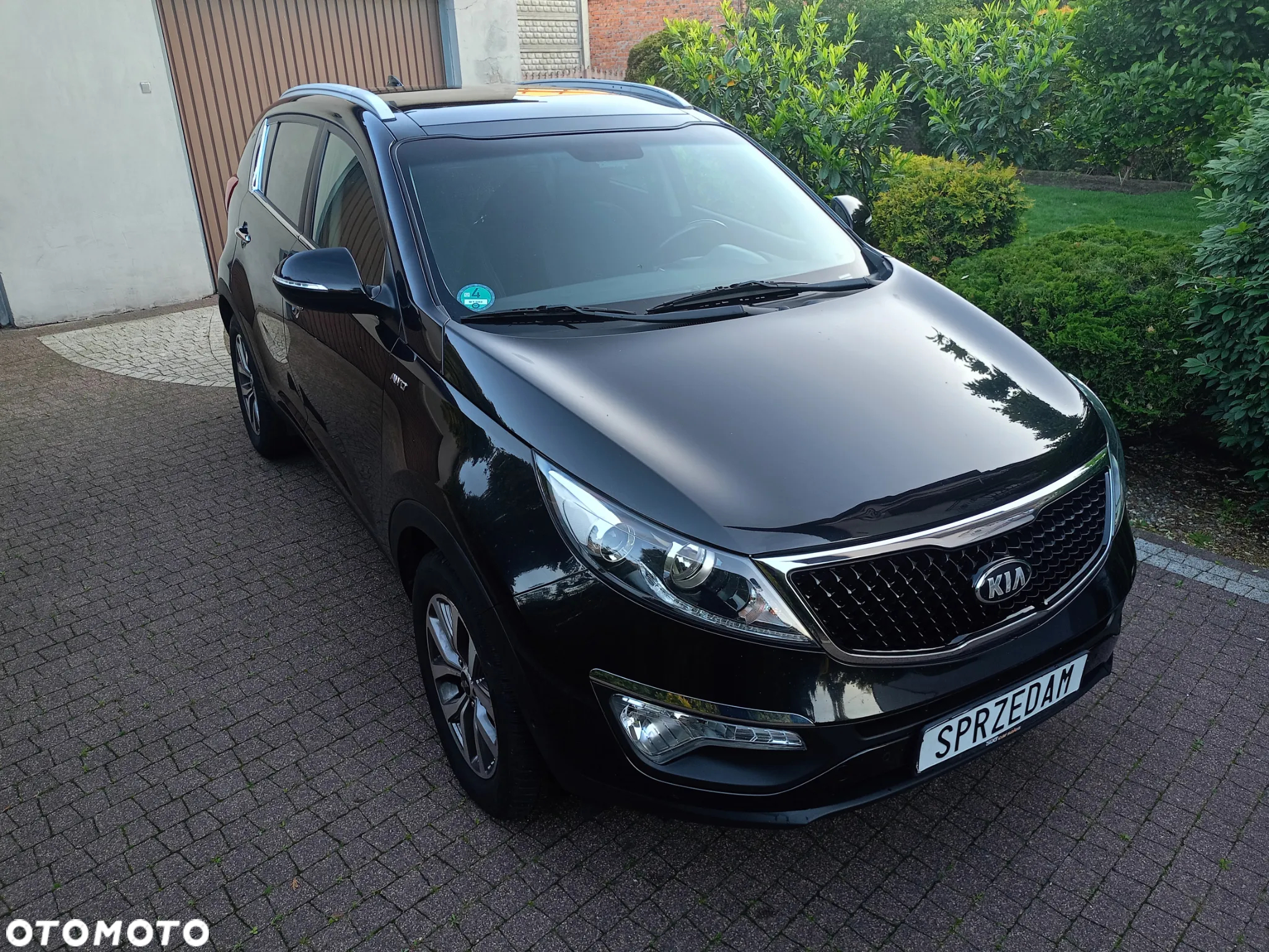 Kia Sportage 2.0 CRDI 4WD Dream-Team Edition - 3