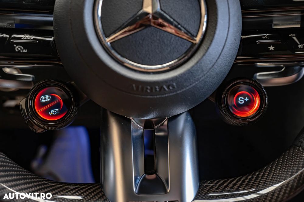 Mercedes-Benz AMG GT R Speedshift 7G-DCT - 28