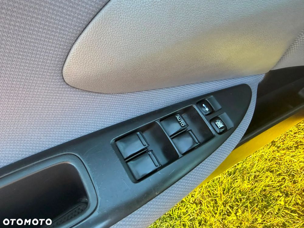 Nissan Primera - 16