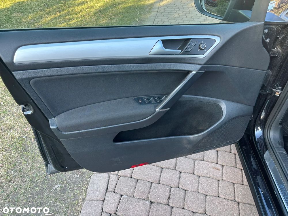 Volkswagen Golf 1.4 TSI BlueMotion Technology DSG Cup - 11