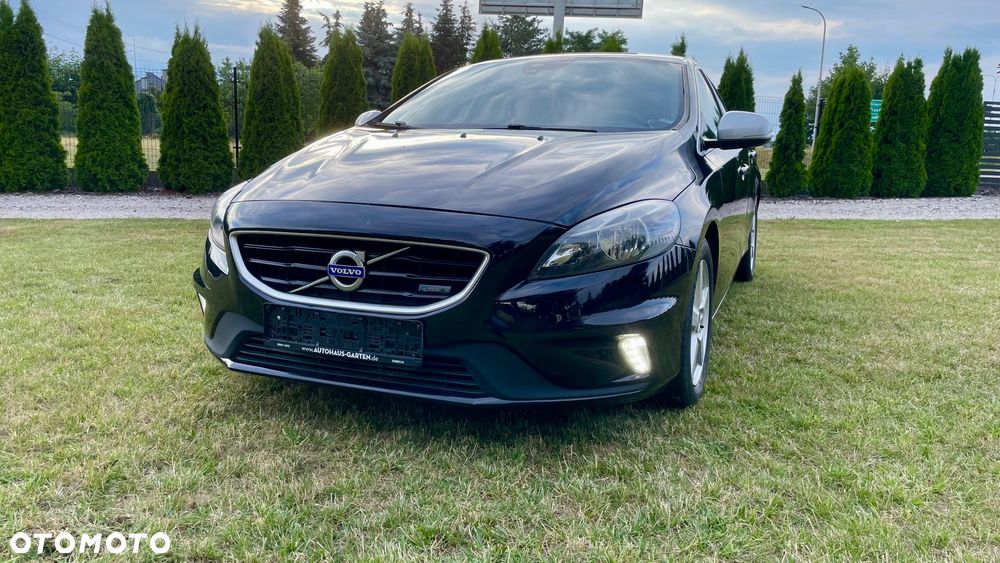 Volvo V40 D2 R-Design - 4