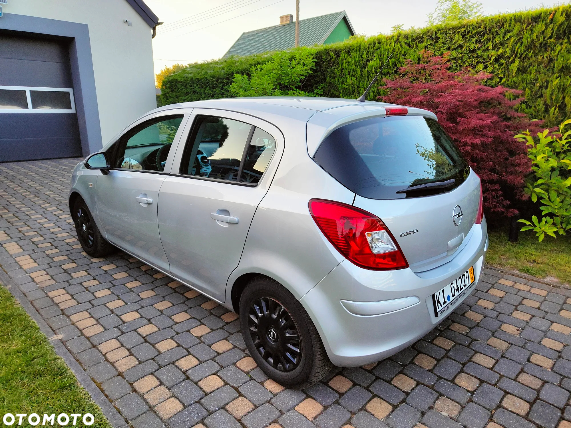 Opel Corsa 1.2 16V Enjoy - 4