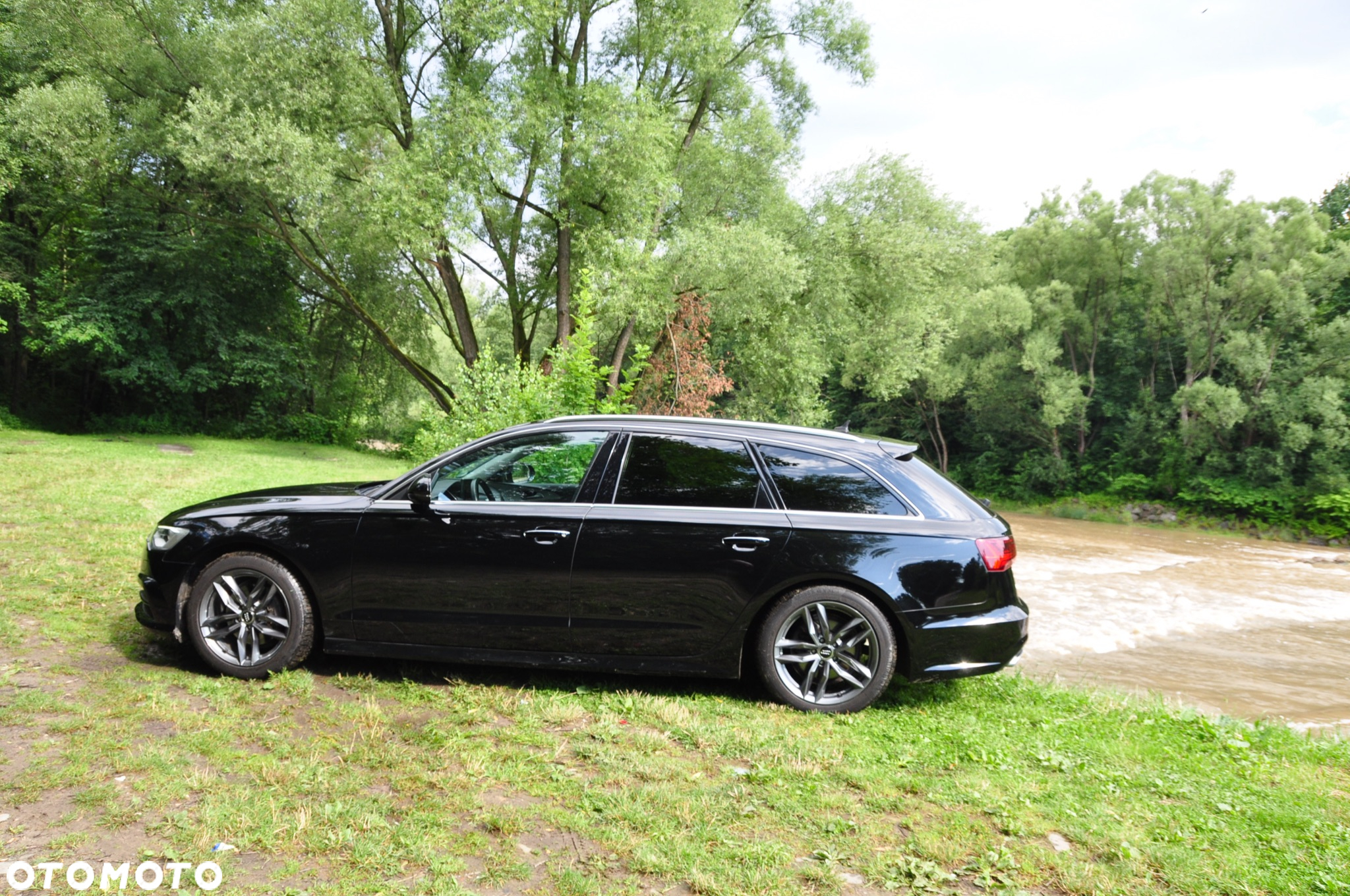 Audi A6 Avant 2.0 TDI quattro S tronic - 19