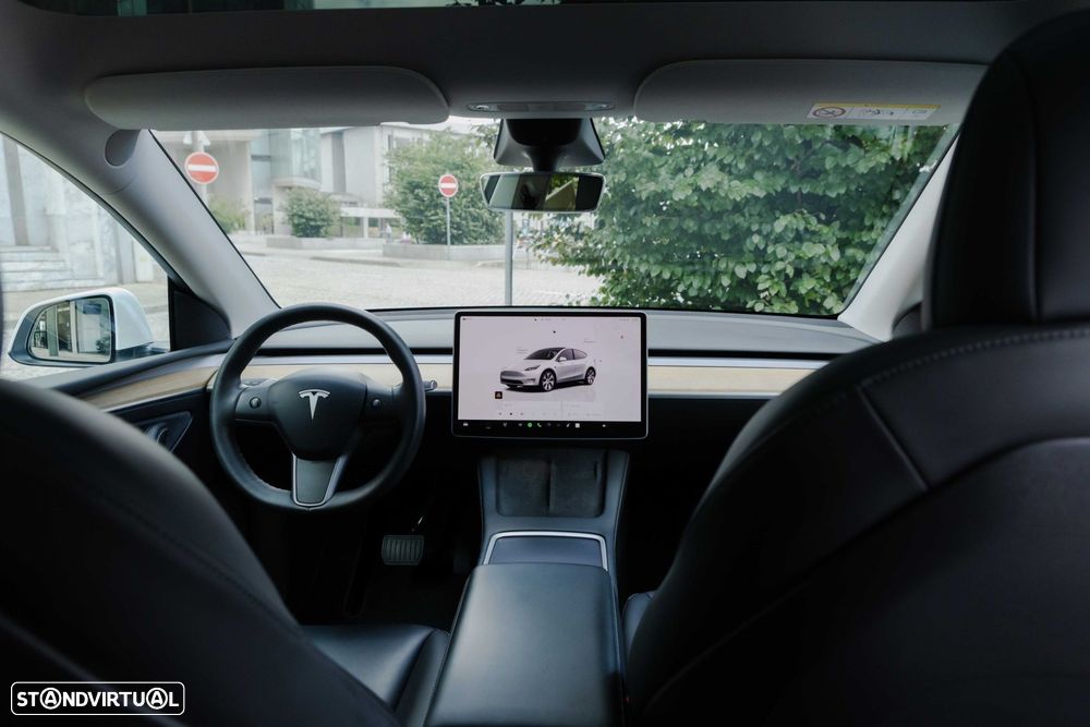 Tesla Model Y Long Range Tração Integral - 24