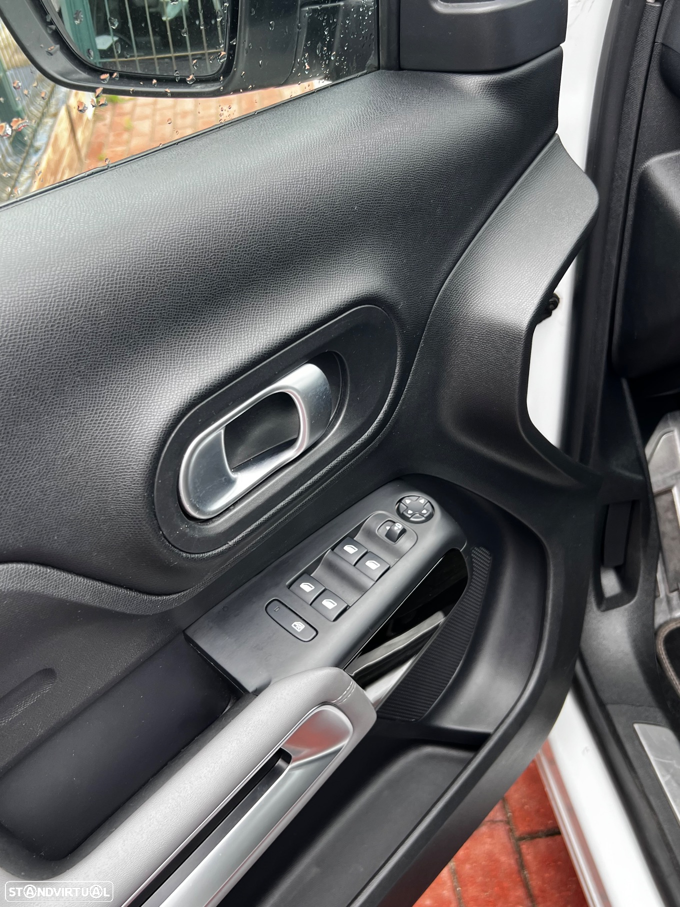 Citroën C5 Aircross 1.6 Hybrid Shine e-EAT8 - 11