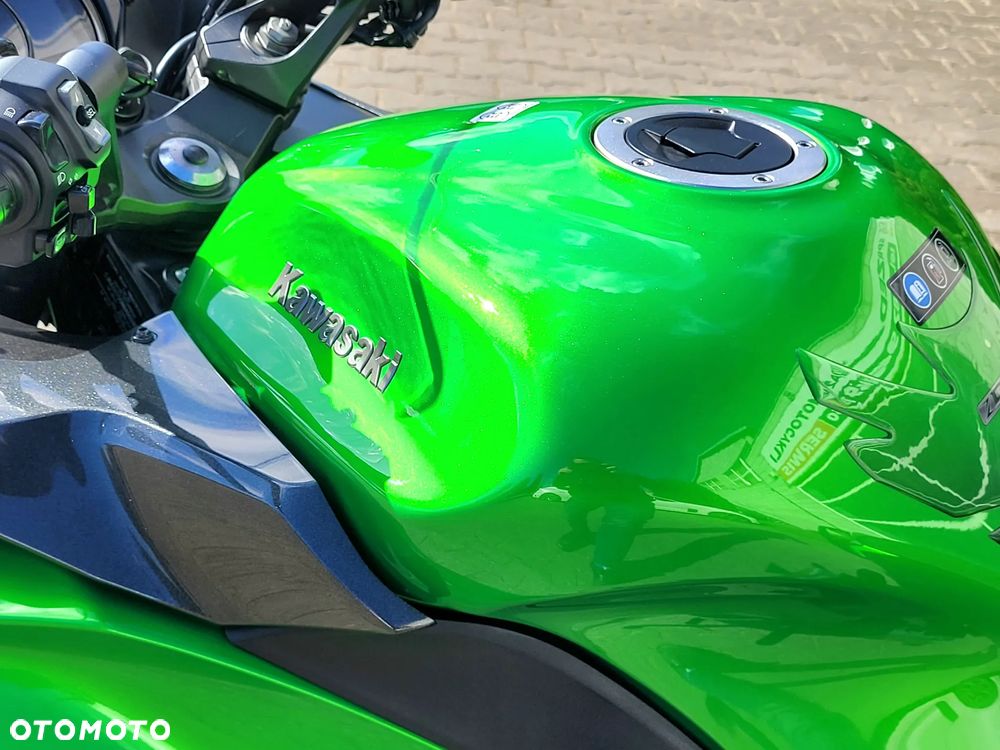 Kawasaki Z - 9