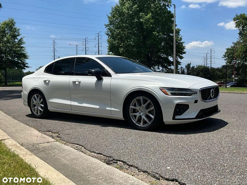 Volvo S60 T6 AWD R-Design - 6