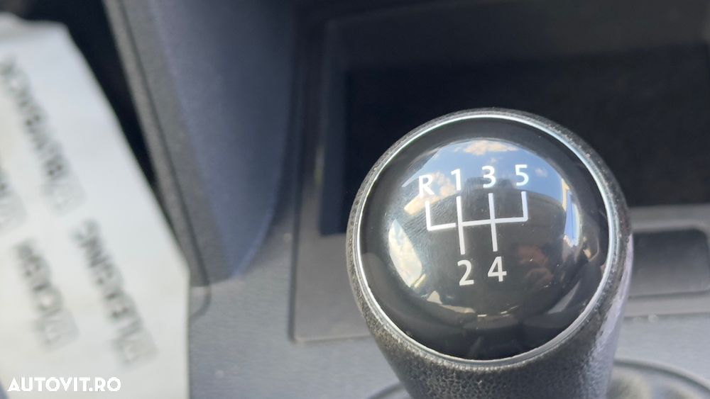 Volkswagen Caddy 1.6 TDI Comfortline - 9