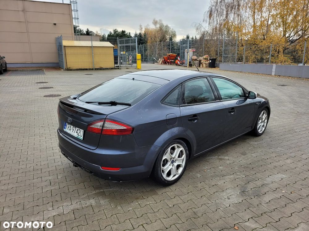 Ford Mondeo 1.8 TDCi Silver X - 12