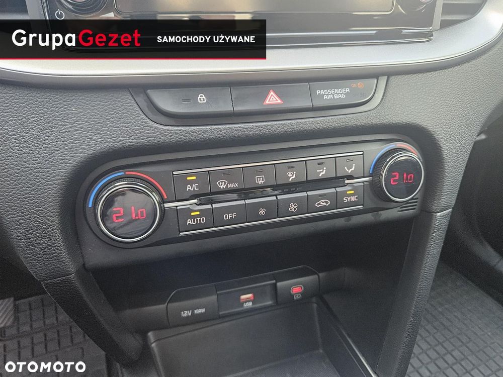 Kia XCeed 1.5 T-GDI M - 25