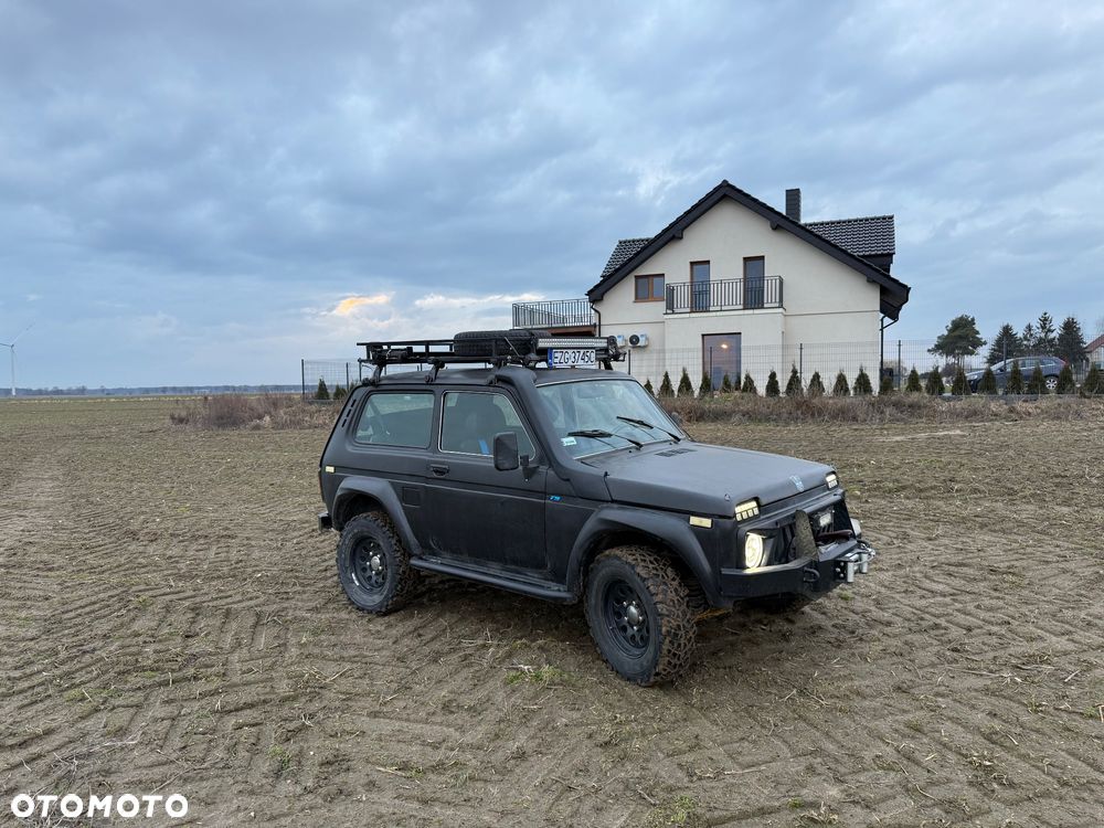 Lada Niva 1.7i - 7