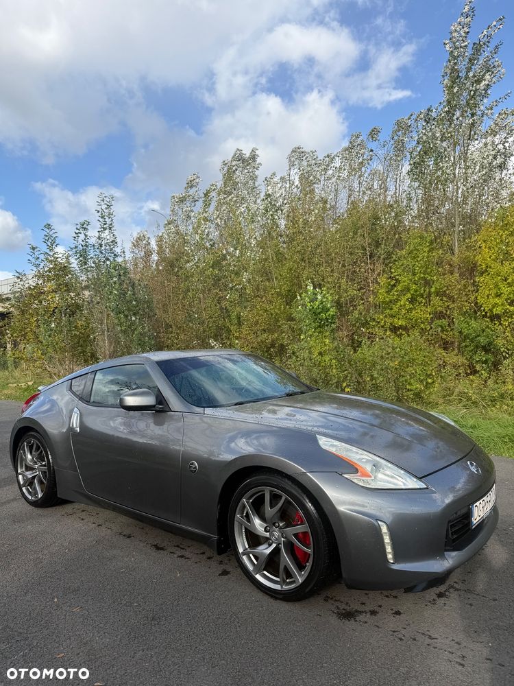 Nissan 370 Z - 1
