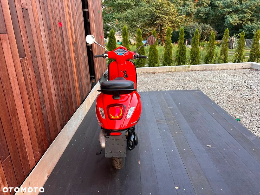 Vespa Primavera - 18