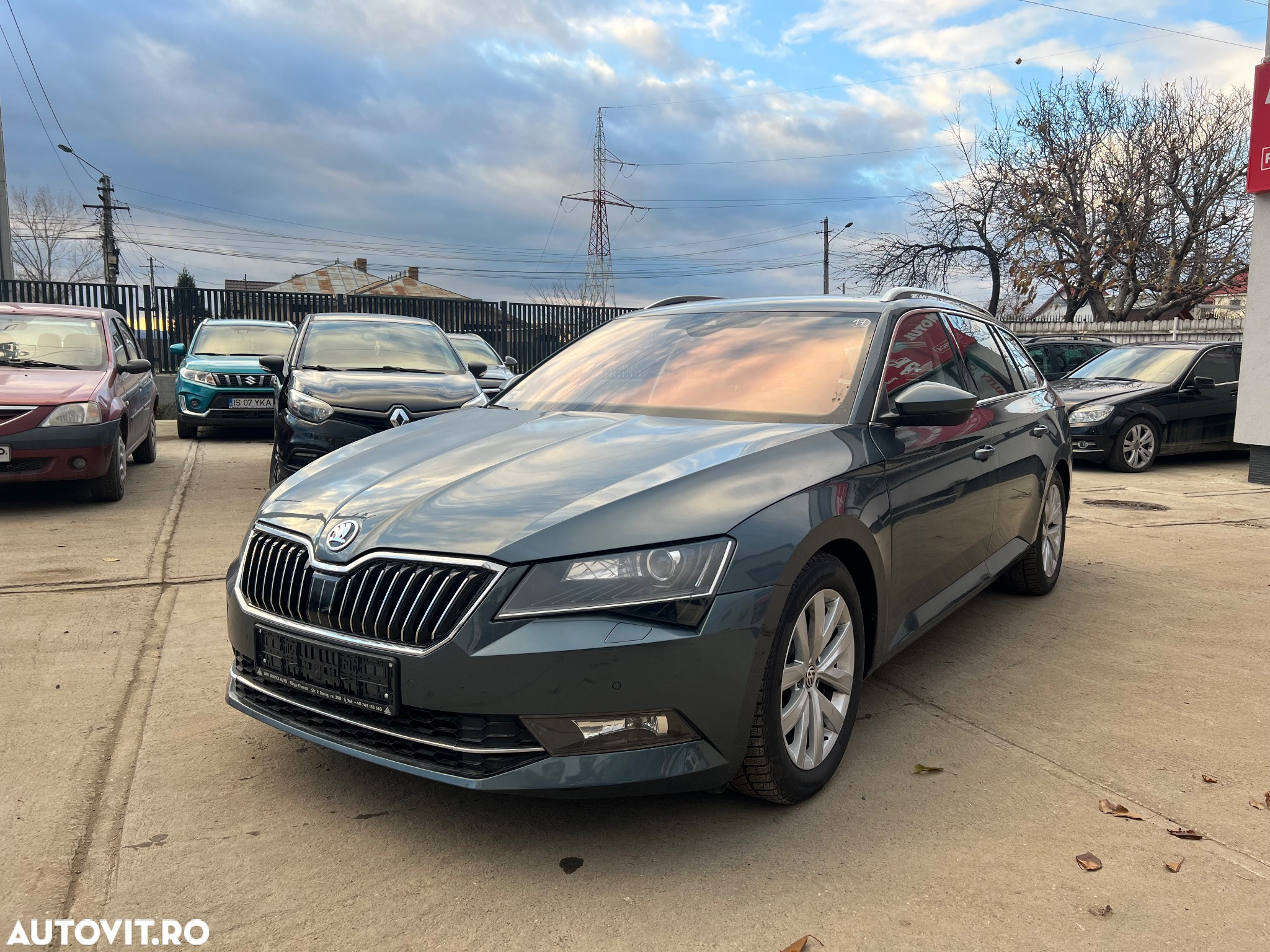 Skoda Superb 2.0 TDI DSG Ambition - 14