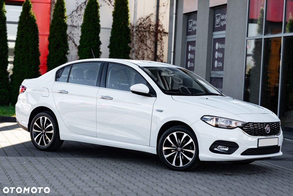 Fiat Tipo 1.6 MultiJet 16v Lounge - 1