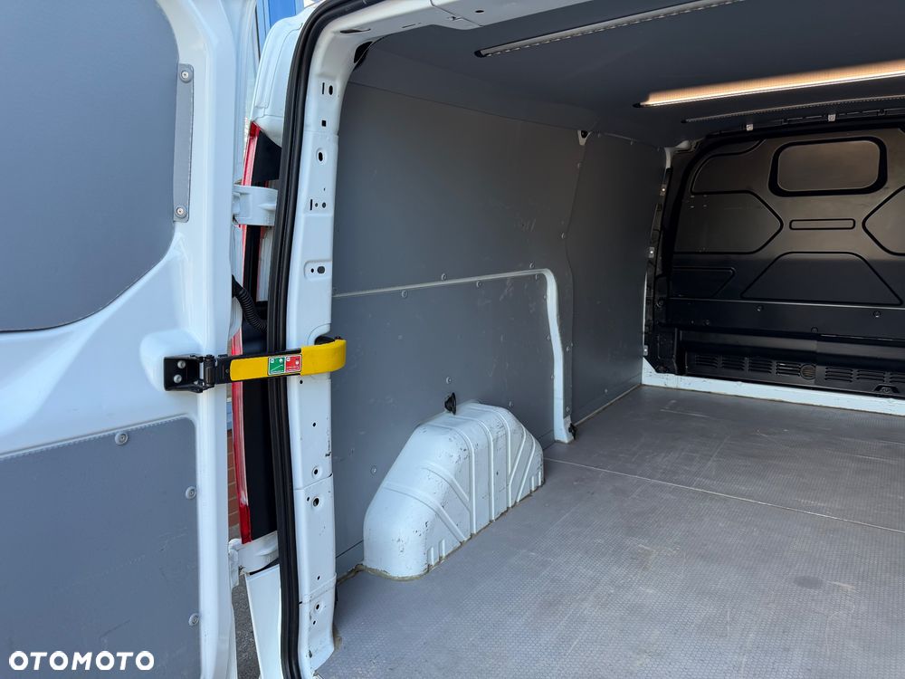 Ford Transit Custom 300 L2H1 - 28