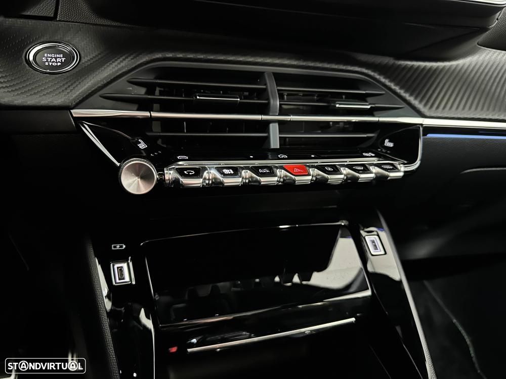 Peugeot e-208 51 kWh GT - 48