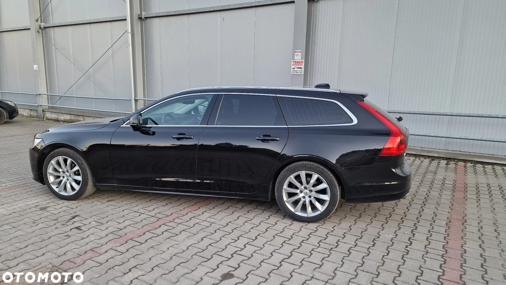 Volvo V90 D4 Momentum - 6