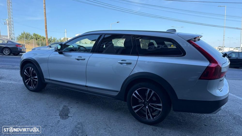 Volvo V90 Cross Country 2019 photo 4