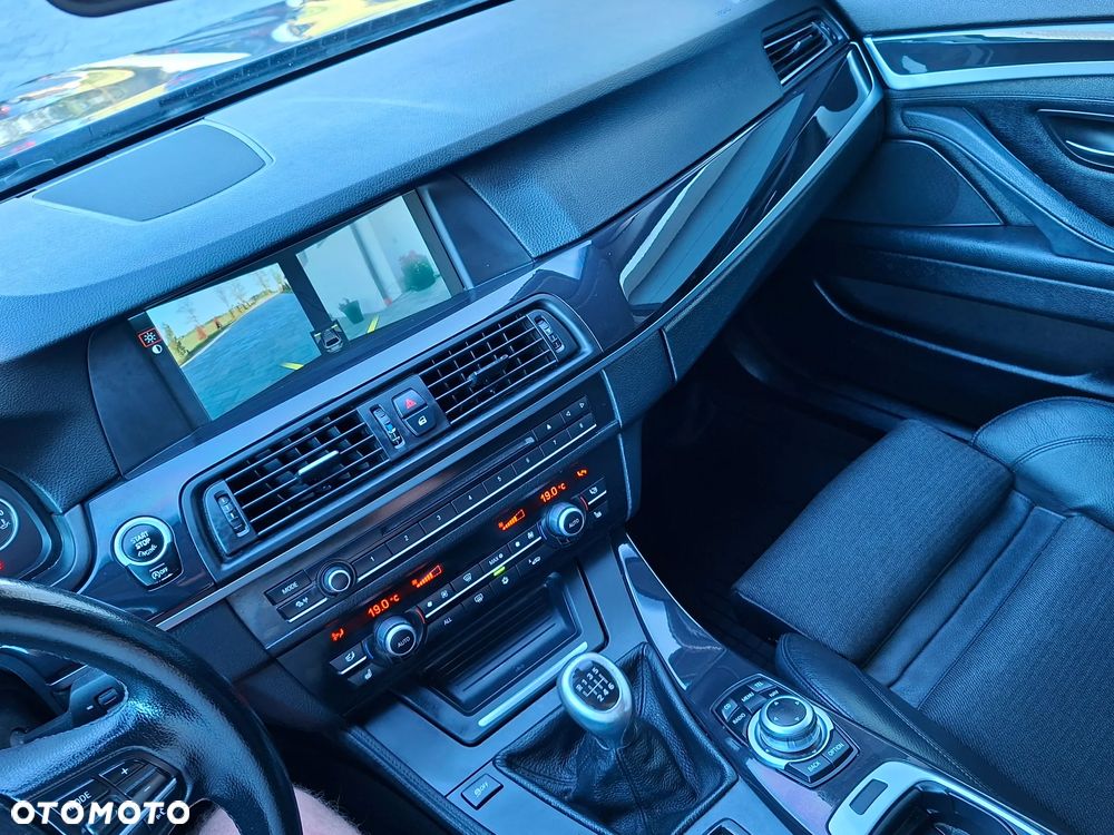 BMW Seria 5 - 13